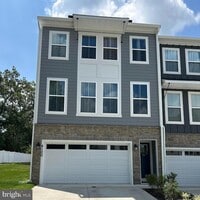 Building Photo - 4100 Bolton Ct