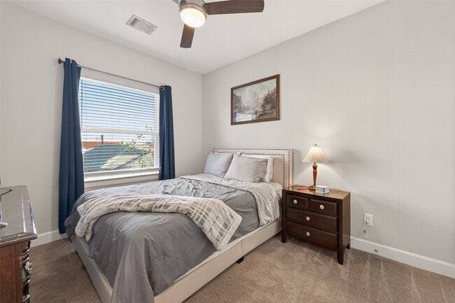 Building Photo - 1914 Shearn St