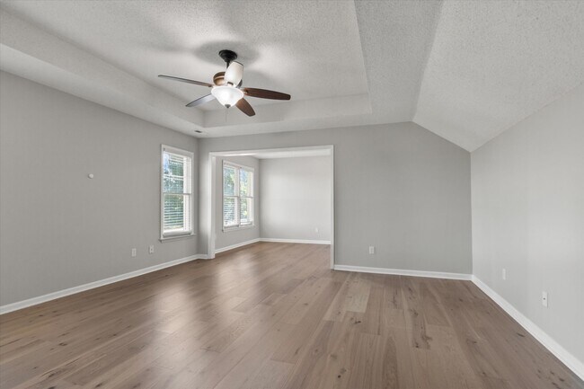 Building Photo - 300 Early Harvest Ct