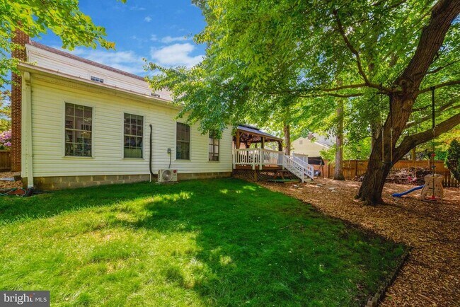 Building Photo - 9220 Burnetta Dr