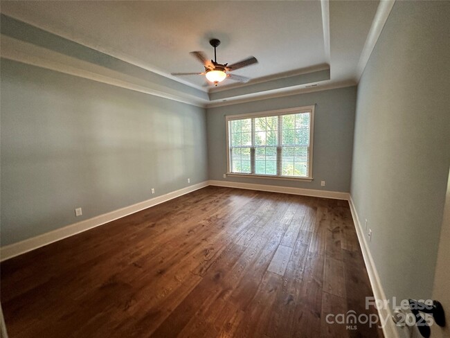 Building Photo - 8643 Amandine Way