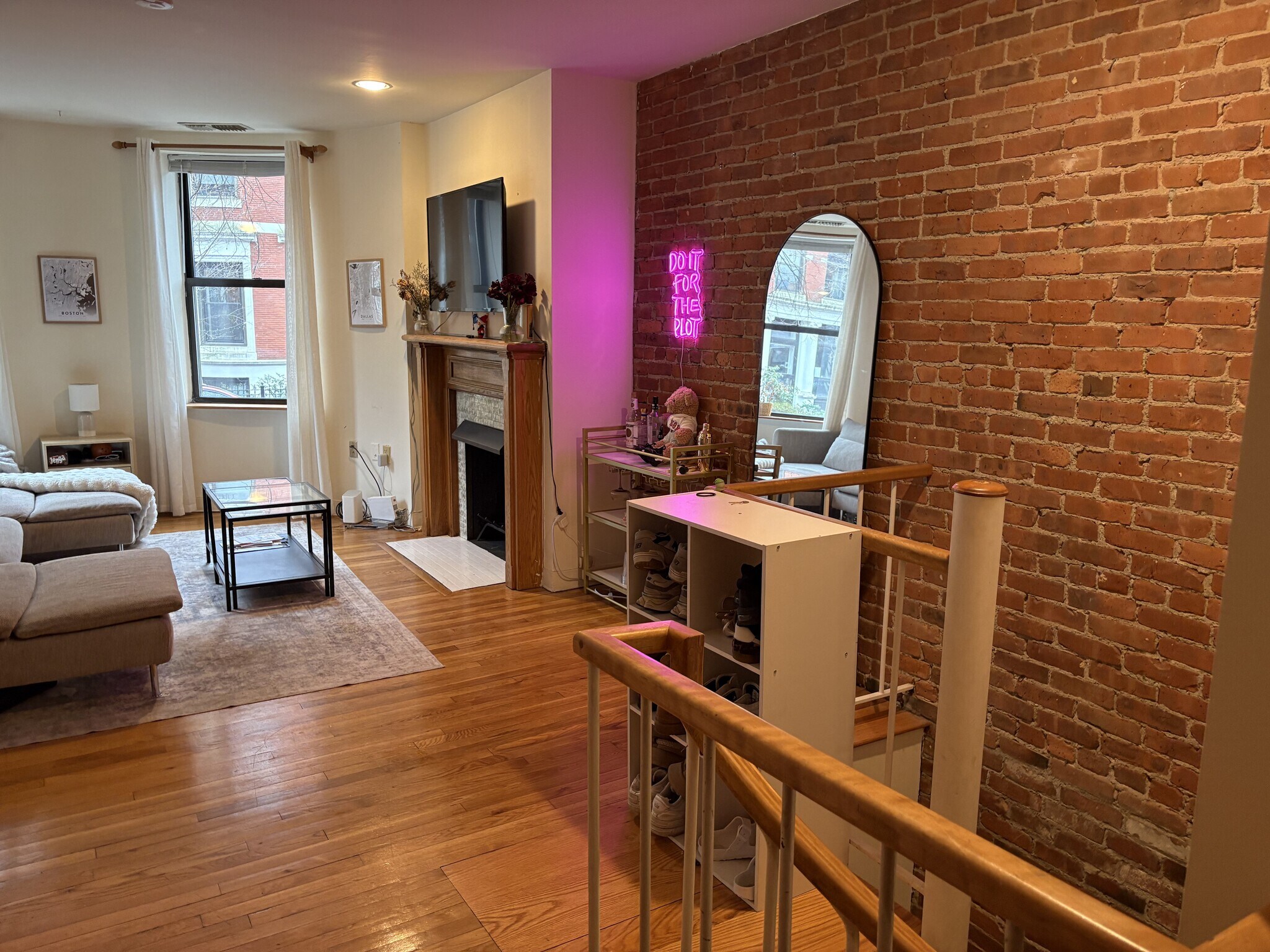 Building Photo - 87 Gainsborough St