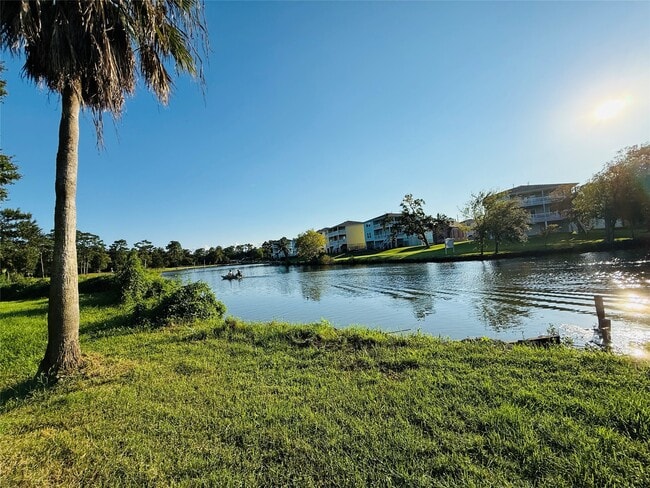 Building Photo - 3936 Wagon Rd