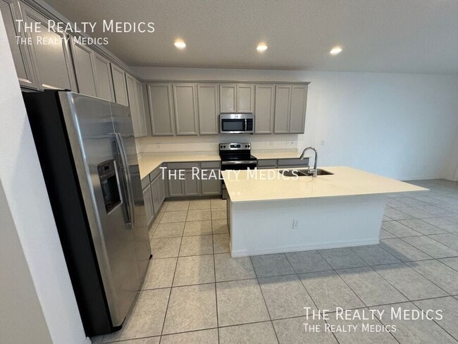 Building Photo - 7742 Bowery Dr