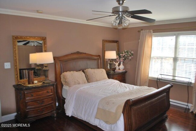 Building Photo - 203 Sunrise St