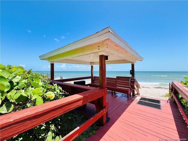 Building Photo - 7430 S Ocean Dr