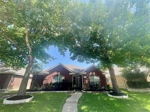 Building Photo - 1535 Silver Spur Dr