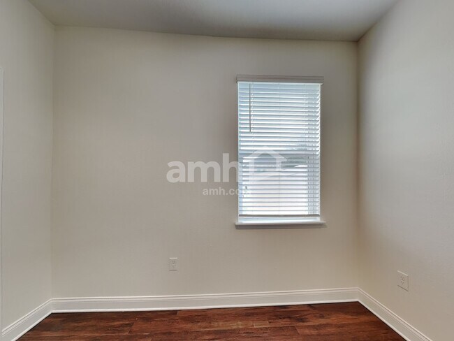 Building Photo - 953 Summer Stone Lp