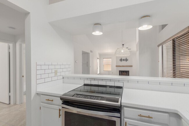 Building Photo - Light & Bright Retreat with Modern Touches!