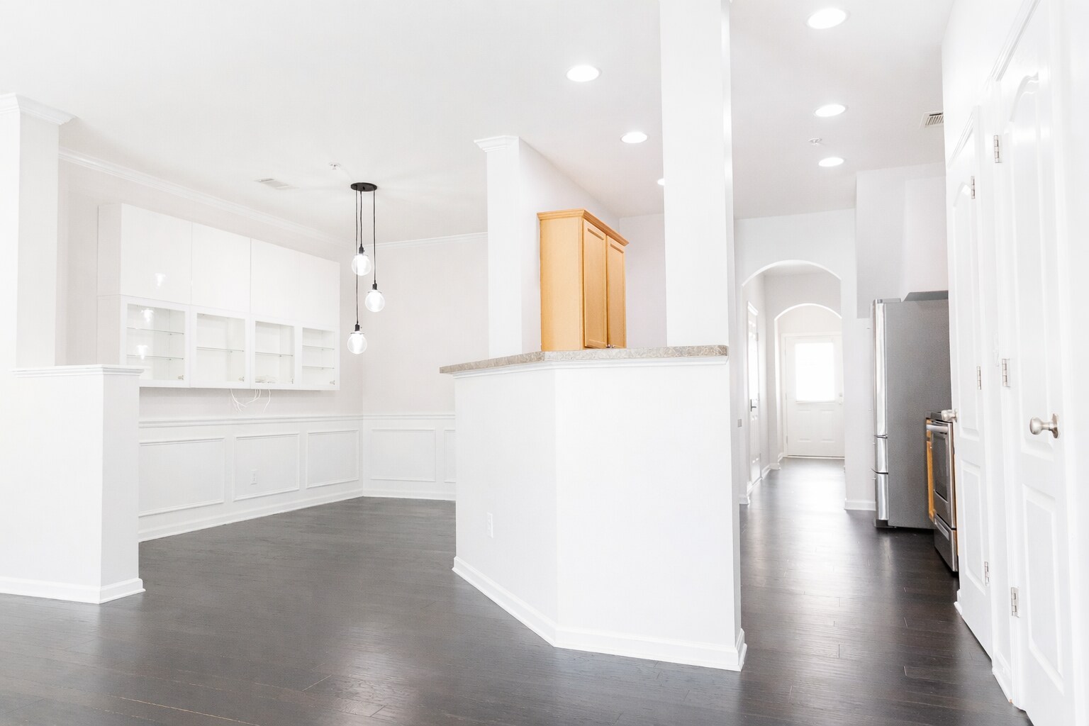 Building Photo - 544 Ridge View Xing