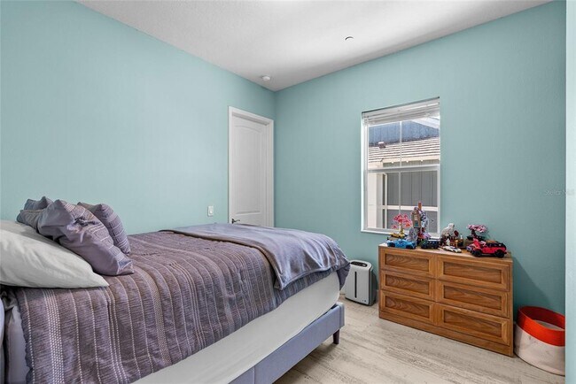 Building Photo - 319 Compass Point Dr