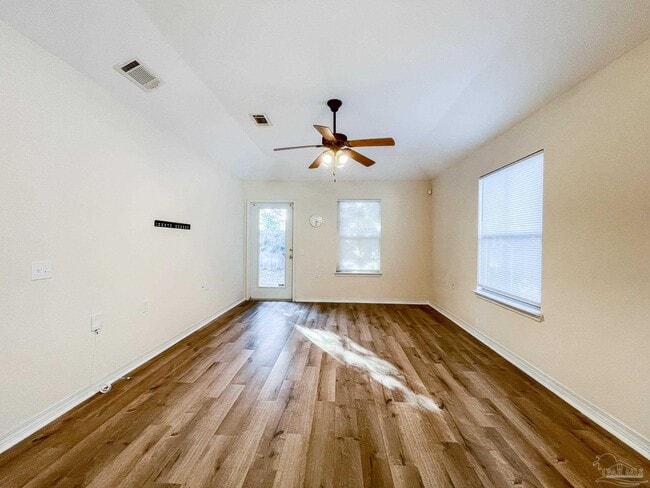 Building Photo - 5853 Bilek Dr