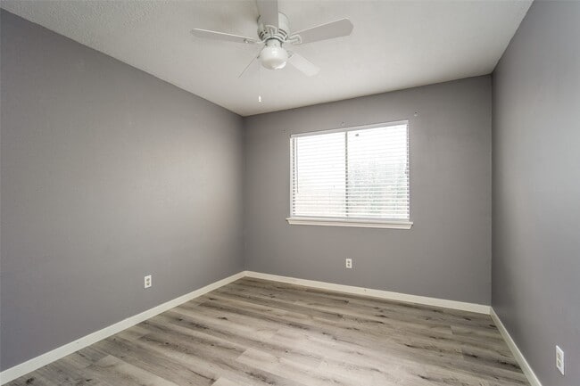 Building Photo - 8319 Wind Willow Dr