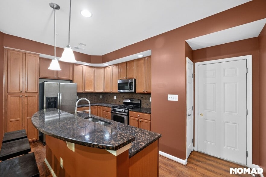 Building Photo - 1467 Braden Loop