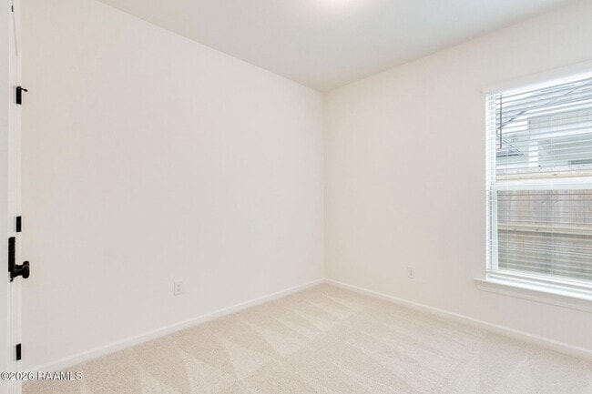 Building Photo - 106 Dawson Ave