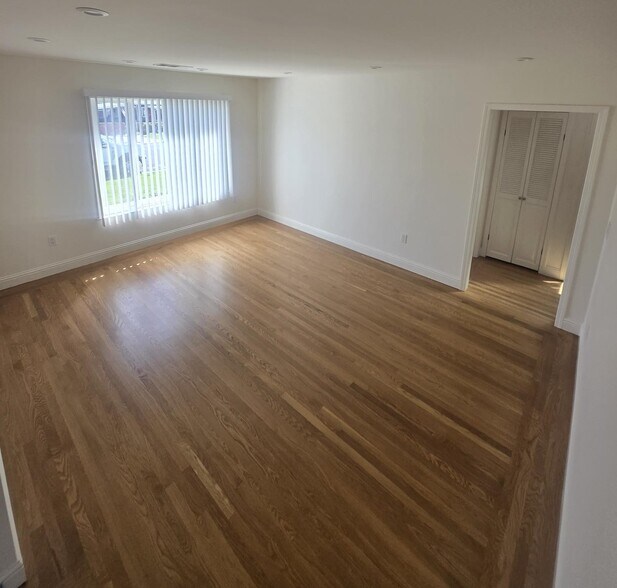 Building Photo - 5137 Garvin Ave