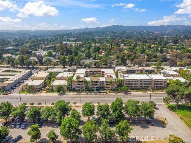 Building Photo - 17000 Burbank Blvd