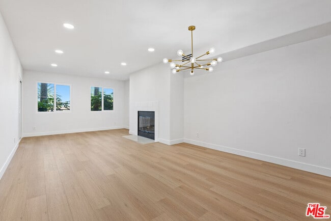 Building Photo - 5500 Torrance Blvd