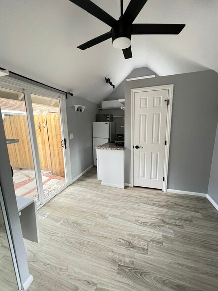 Room from Back - 1357 Ross St