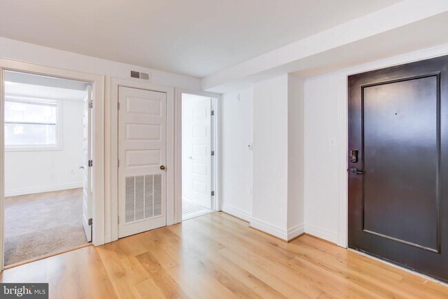 Building Photo - 3625 16th St NW