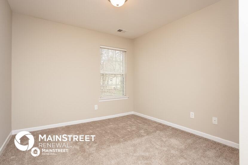 Building Photo - 2745 Trellis Oaks Dr SW