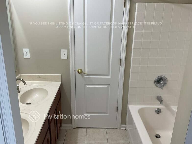 Building Photo - 11315 Claudine Ct