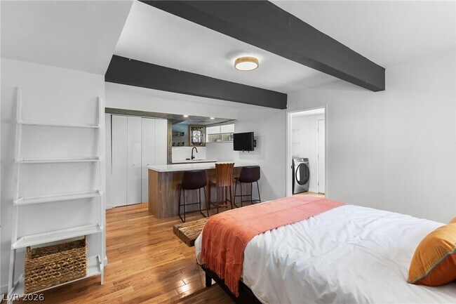 Building Photo - 1607 Pawnee Dr