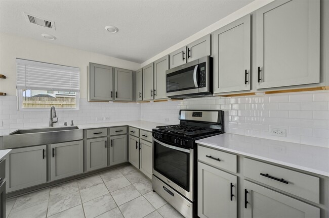 Building Photo - 1522 Wheatley Hill Ln