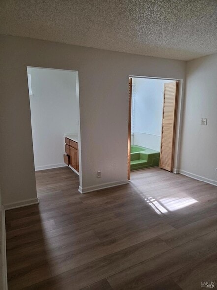 Building Photo - 764 Pope Dr