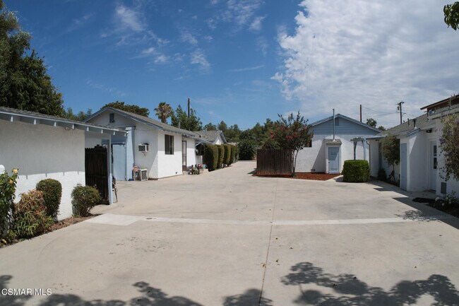 Building Photo - 4476 Apricot Rd