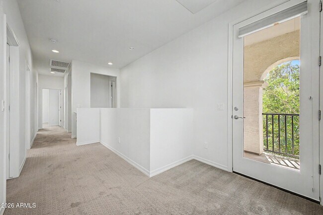 Building Photo - 1575 W Marlin Dr