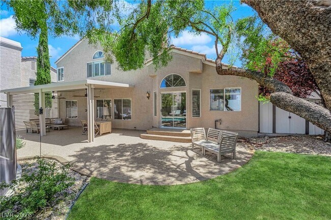 Building Photo - 8112 Tropic Isle Cir