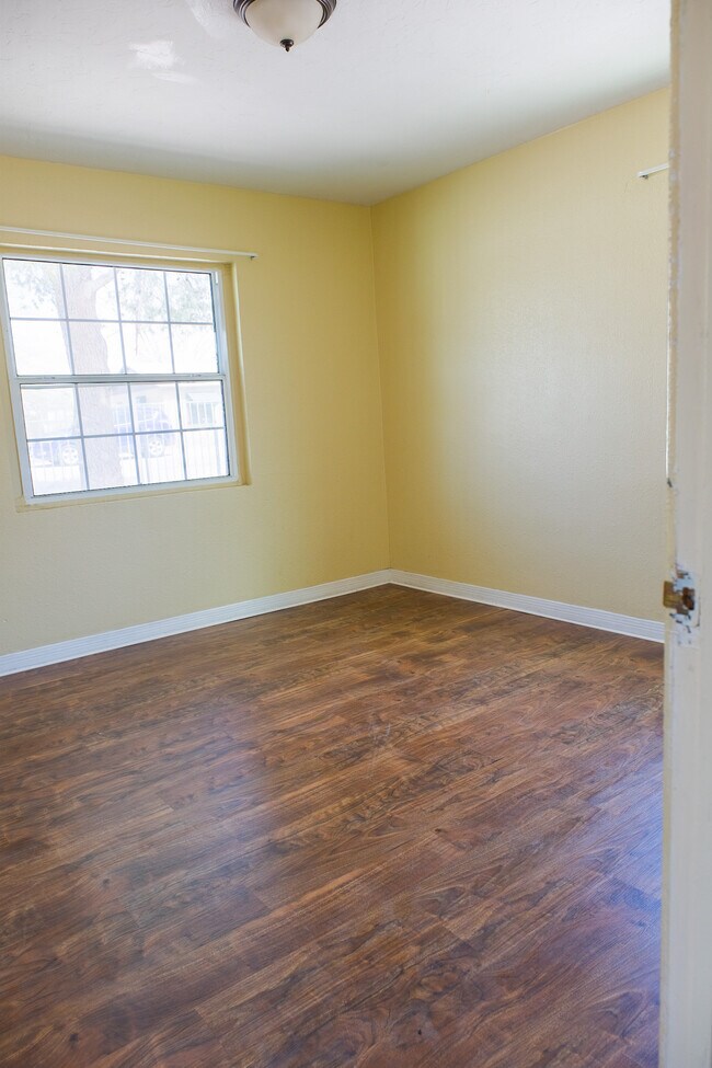 Building Photo - 8326 Verde Cir