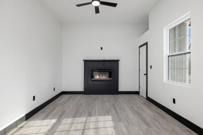 Building Photo - New Construction. 3 bedroom, 2 Bathroom