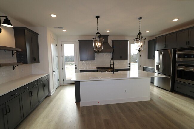 Building Photo - COMING SOON Premium Town Home for Rent- 4 bedrooms 3.5 bathrooms