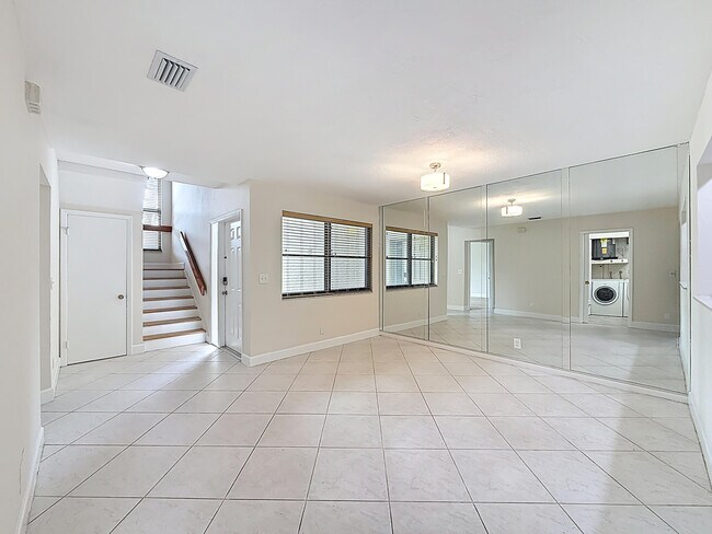 Building Photo - 9278 Ketay Cir