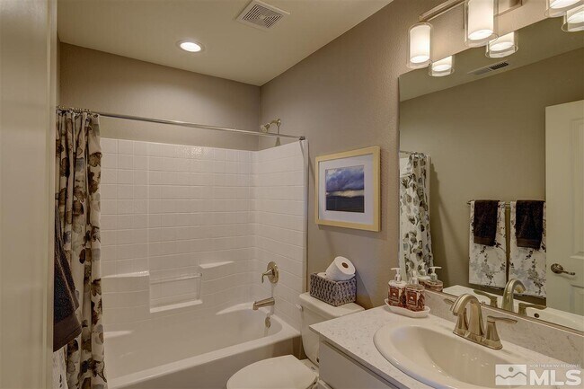 Building Photo - 1252 Saltern Dr