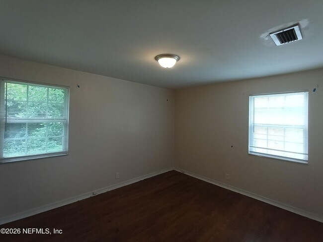 Building Photo - 4919 Avent Dr