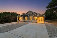 Building Photo - 446 Weatherby Dr