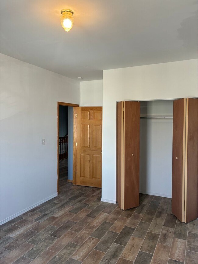 Building Photo - 5309 30th Pl