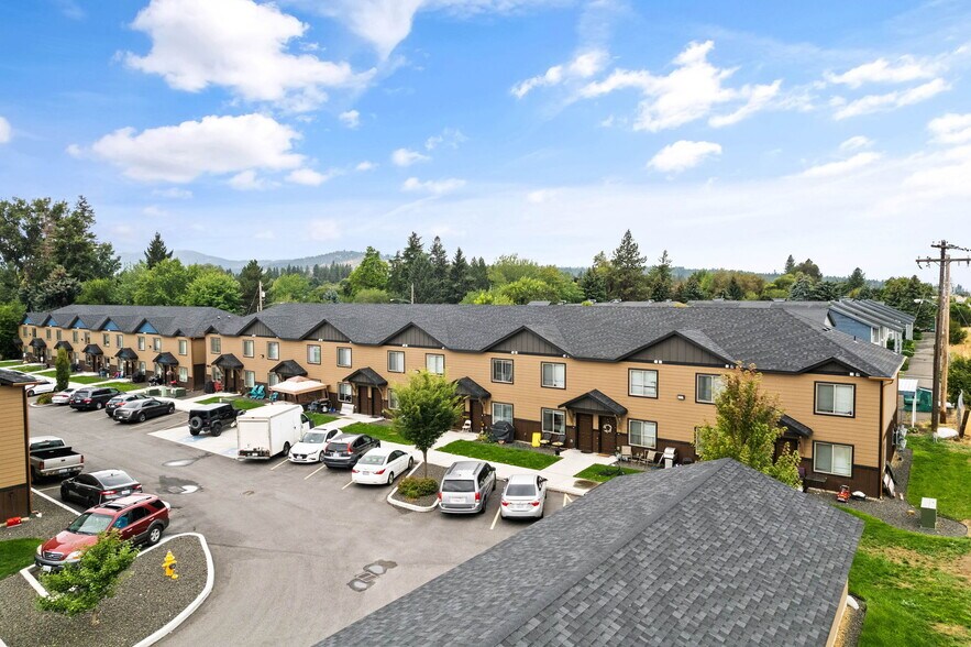 Building Photo - 304 S Skipworth Rd