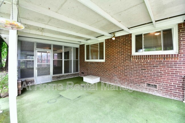 Building Photo - 3707 E 29th St