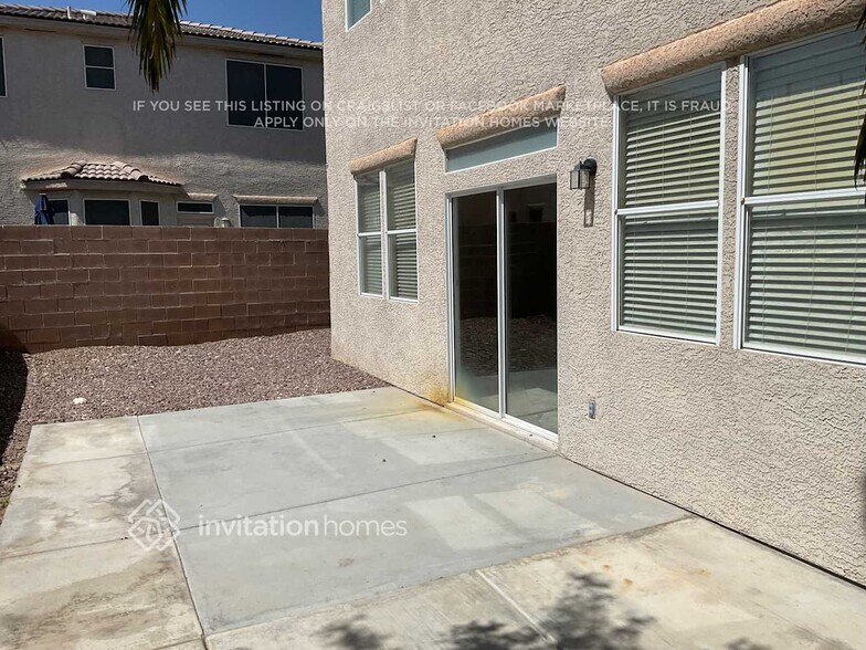 Building Photo - 10756 Moroccan Ct
