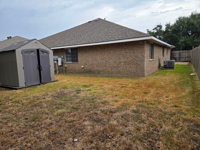Building Photo - 3710 Oldenburg Ln