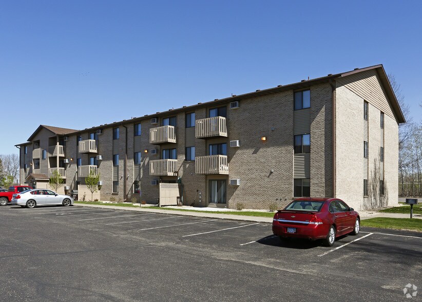 Westwind I & II 61556198 Kalenda Ct NE Albertville MN 55301