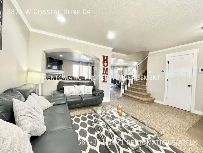 Building Photo - 3874 Coastal Dune Dr