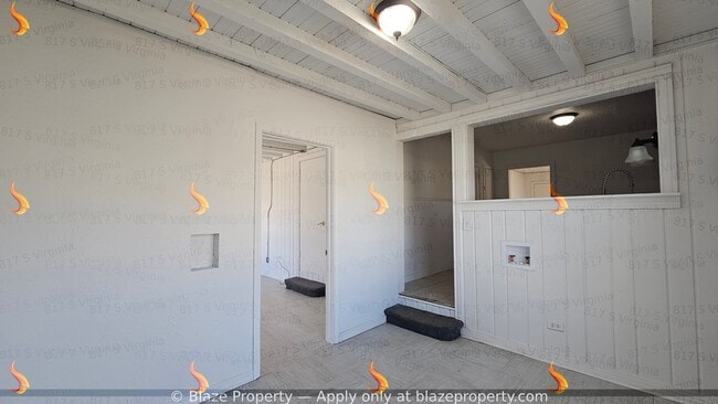 Building Photo - Simple, Functional & Pet-Friendly