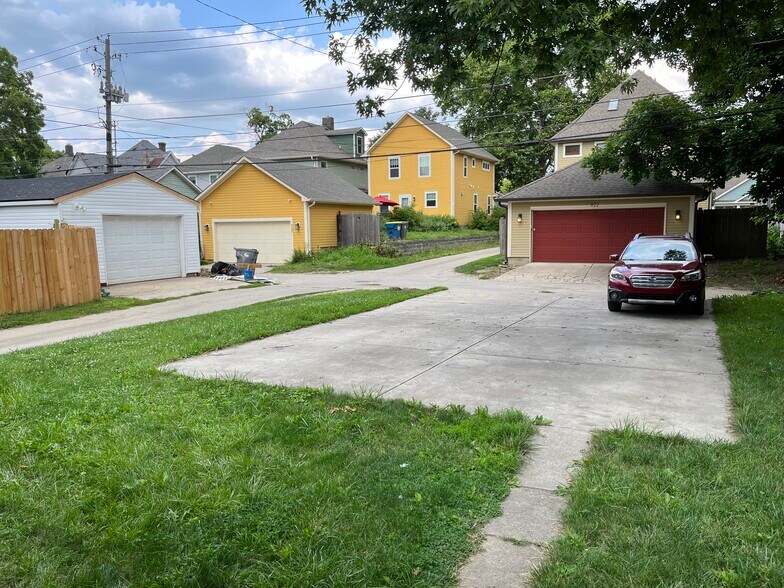 Building Photo - 921 N Hamilton Ave