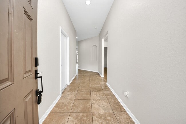 Building Photo - 6431 Westward Wood Way