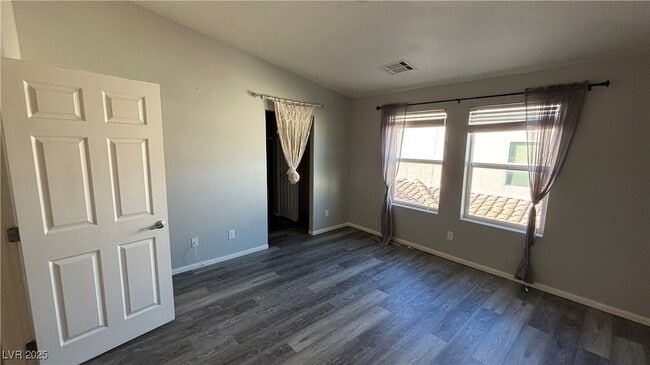 Building Photo - 10228 Ruggles Mansion Ave